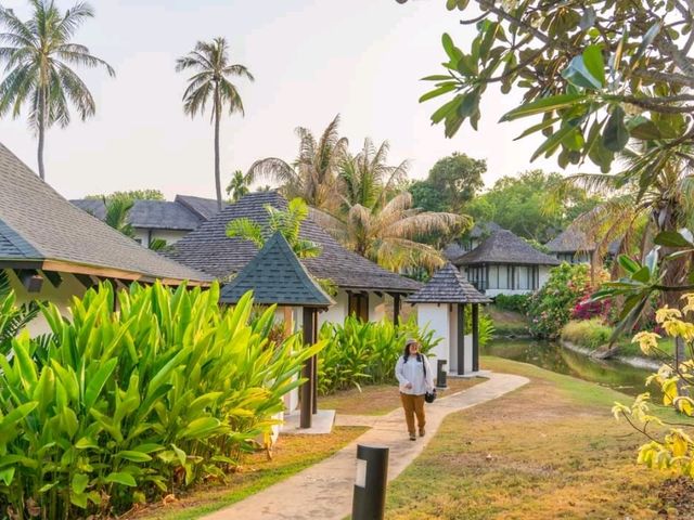 ที่พักติดทะเลภูเก็ต วิลล่าสุดหรูระดับ 5 ดาว 
