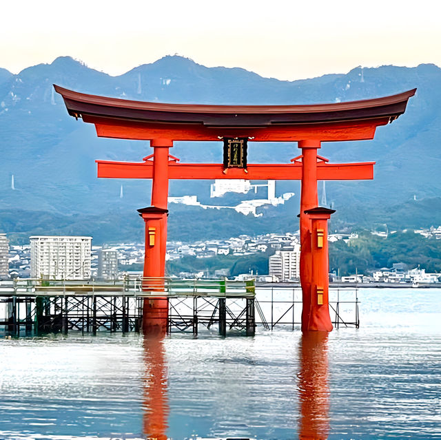 【厳島神社/広島県】海上の神秘的な光景