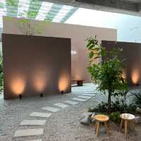 Beautiful Garden Paradise Cafe