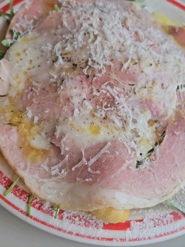 요즘 같이 날씨 좋은날 맛있는거 먹으며 자연 통창뷰