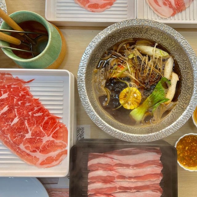 Shabu Tomo - ชาบูโทโมะ บุฟเฟ่ต์ชาบูในหม้อส่วนตัว
