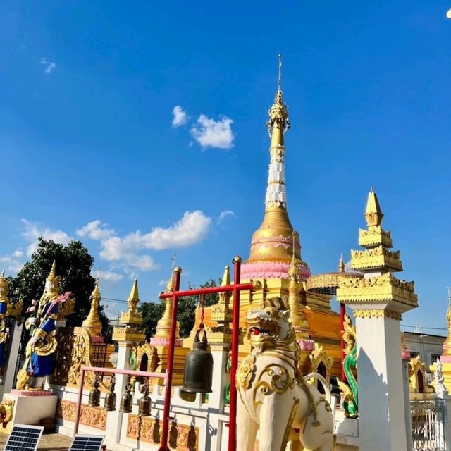วัดสระบ่อแก้ว วัดสวยศิลปะไทยใหญ่ในเมืองแพร่