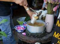 ベトナム　ホイアン・すっりきした甘さの漢方茶を飲む