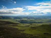 Exploring the Vast Grasslands of Kangding: A Breath of Fresh Air