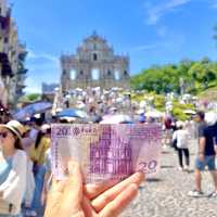 1 day in Macau: A Glittering Gambling Getaway from Hong Kong 