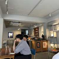 【韓国/ソウル】Comoff 人気のカフェ通りにあるレトロな雰囲気カフェ