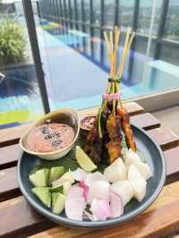 Beautiful Hotel Poolside Bar with delicious food in Setia Alam!