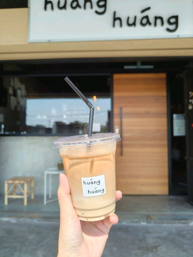 Charming Afternoon Tea at Huang Huang Cafe