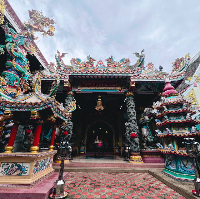วัดกระทุ่มเสือปลา 