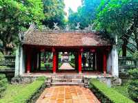 Ngoc Son Temple