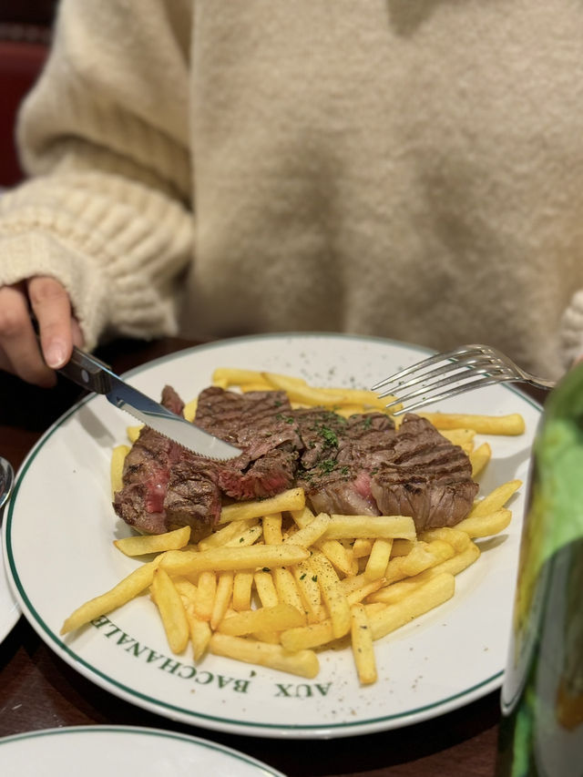 【京都/烏丸】パリの雰囲気が漂う本格フレンチとカフェが楽しめるお店