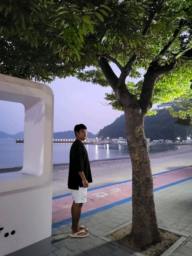 한적하고 걷기좋은 설리해수욕장