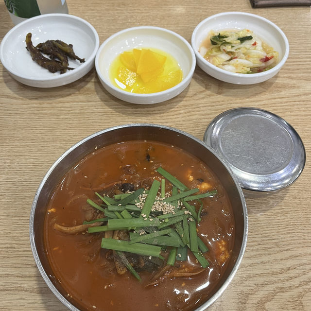 여자 혼자 강릉여행🐷 부지런히 먹고 소화하는 힐링여행🥰