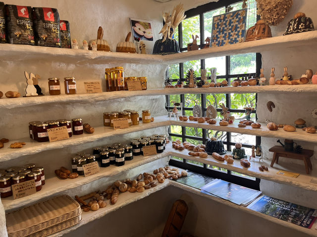 温かい雰囲気のパン屋さん LAKE BAKE @河口湖🥖