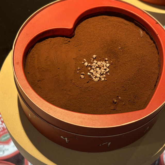 【韓国】話題の割って食べるティラミス🤍❤️