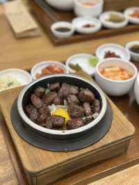 여유로운 야자수가 있는 🌴실내분위기에 ✨고급스러운 솥밥 ✨맛집데이트 추천 
