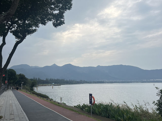 ทะเลสาบที่สวยที่สุดในหนิงโป 🌸 Dongqian lake