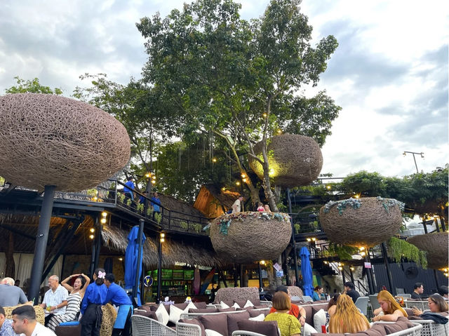 泰國🇹🇭 Pattaya - 3 Mermaids Cafe & Restaurant