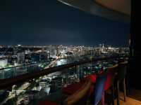ดื่มด่ำกับวิวสวยๆ ของกรุงเทพ ที่ Blue District Bar