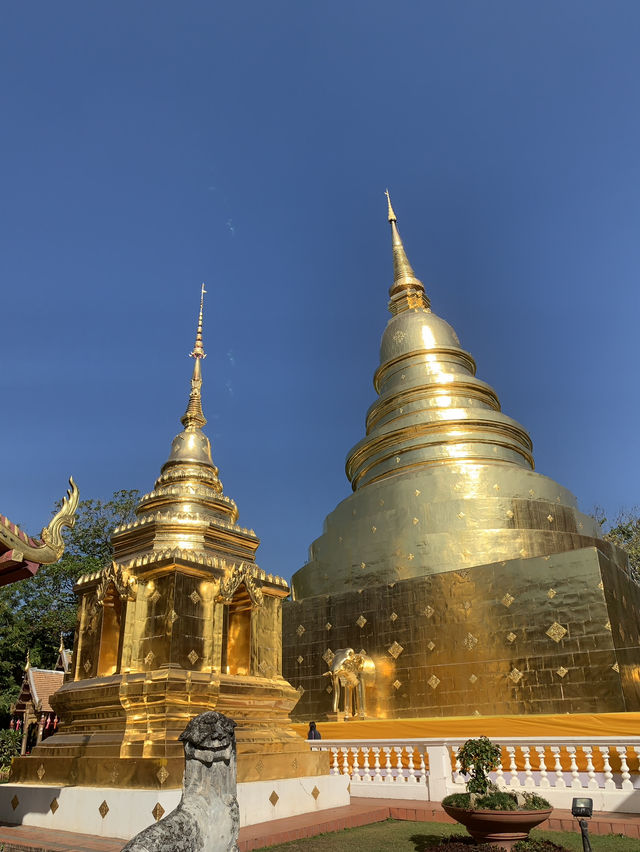  Wat Phra Singh: A Jewel of Chiang Mai