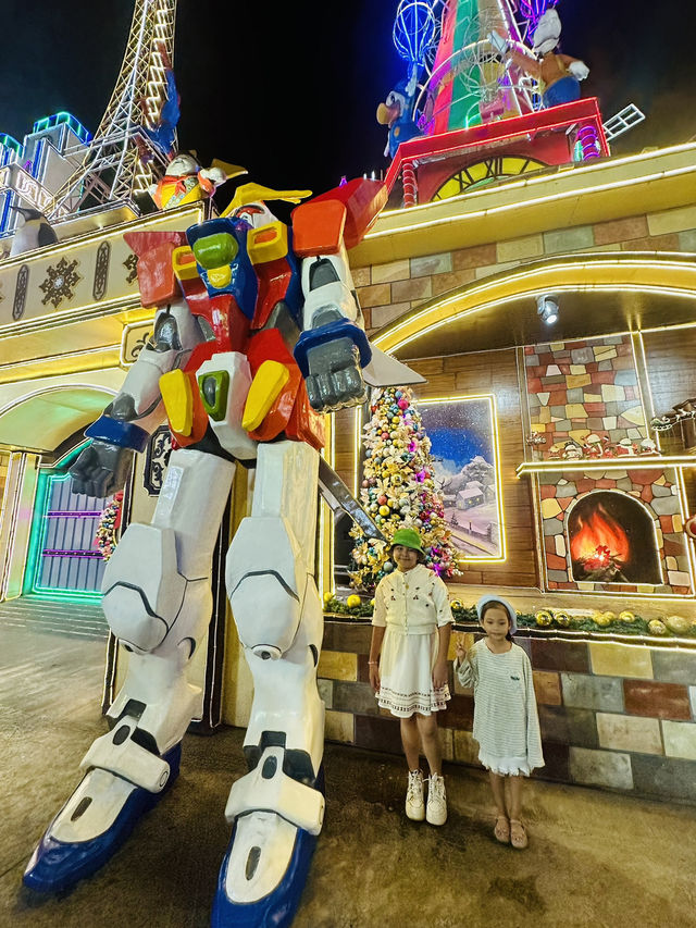 It's Christmas in YoyoLand