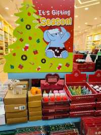 Light Up the Festive Spirit at Tataa & Friends
