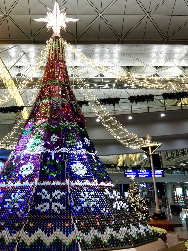 香港國際機場-香港最閃令令的幻彩聖誕樹
