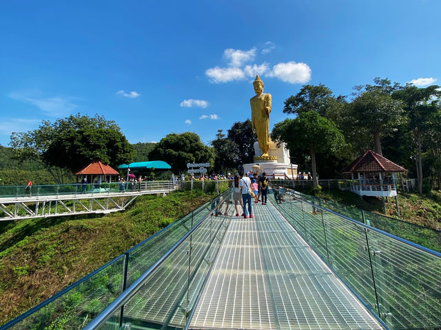 สกายวอล์คเชียงคาน จุดชมวิวภูเขาสุดอลังการ