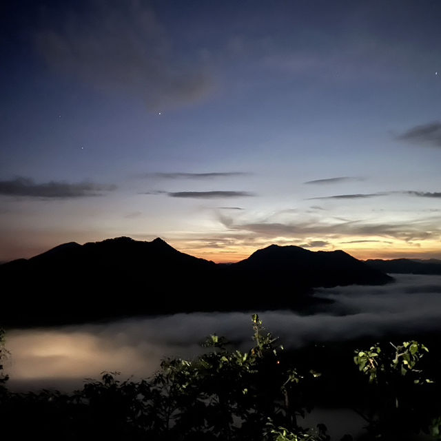 Morning Sea of Mist at Phu Thok