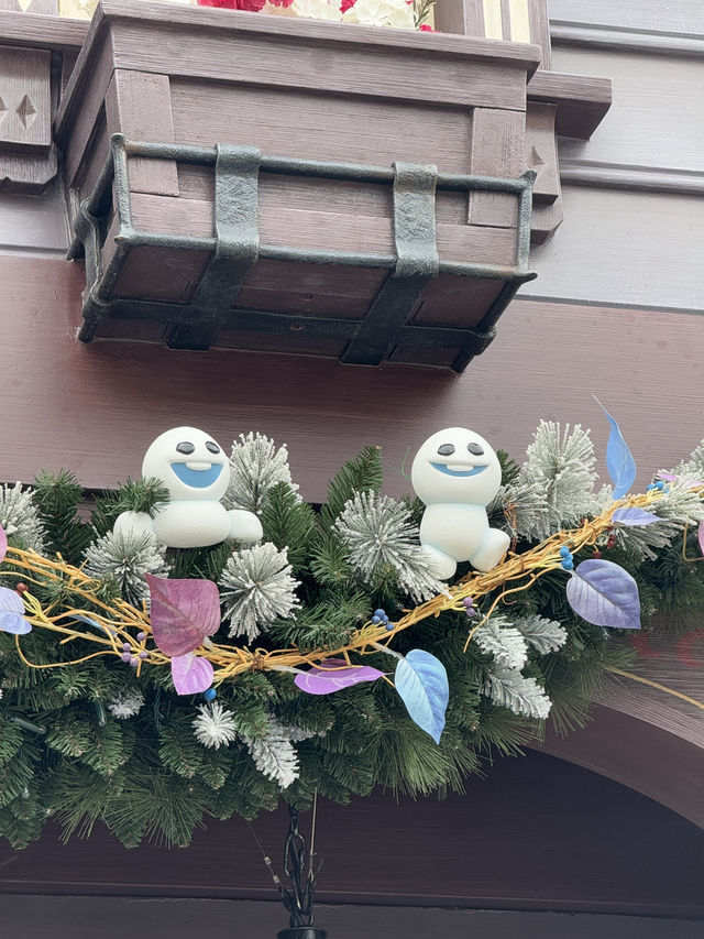 The Most Magical Christmas Day At Hong Kong Disney 🎄🎅🏰