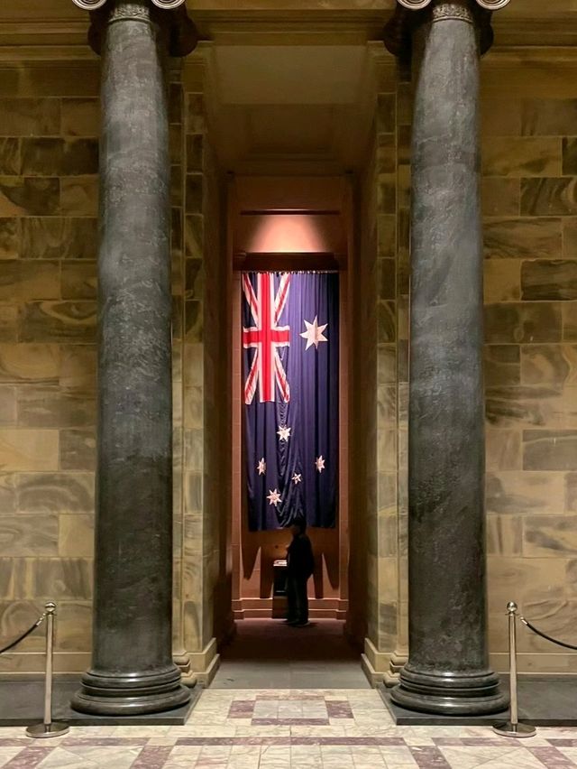 Shrine of Remembrance is a must visit in Melnourne