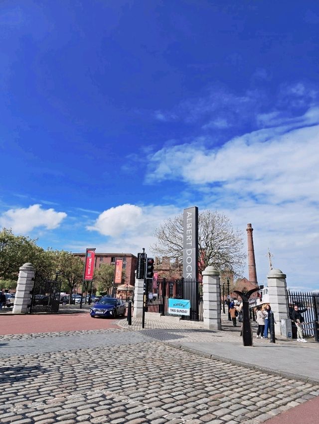 Albert Dock Landmark ของเมือง Liverpool ⛴️