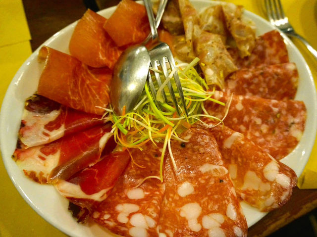 Wine plate