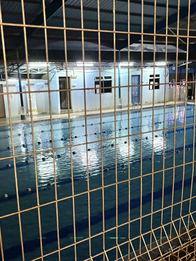 Steamboat by the Pool: A Unique Dining Experience at Yong’s Steam Boat Garden
