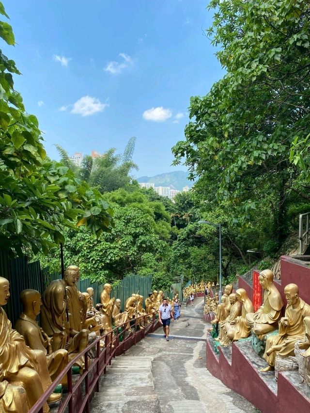 萬佛寺‐靜謐與浪漫的靈性約會地點🕊️💖