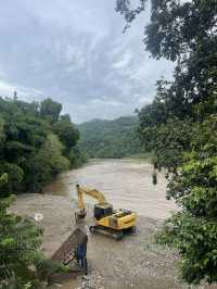 Kebun River: The Perfect Excuse to Pull Over and have a break!