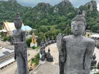 พระพุทธรูปหินลาวา