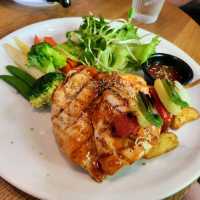 We Cafe phuket ผักออแกนิค farm to table