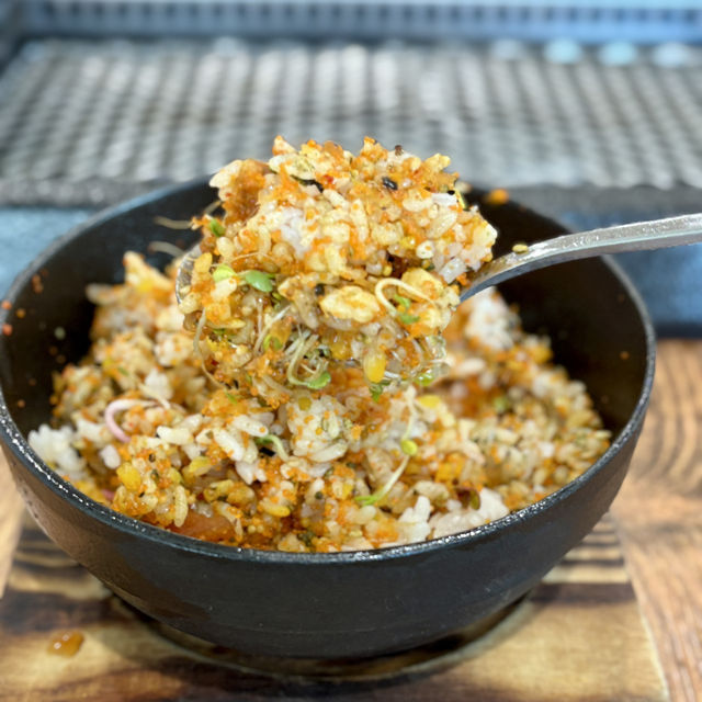 【韓国ソウル・弘大】新鮮な肉厚な絶品うなぎの白焼き「イルピョンうなぎ弘大本店」