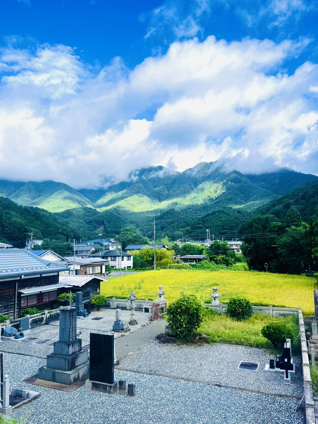 Scenic Views of the Train Ride from Tokyo to Fujiyoshida with Mount Fuji 