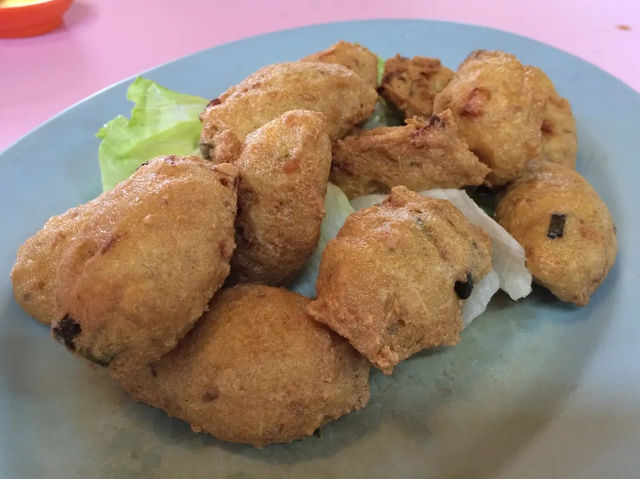 Beggar chicken wrapped in baked soil