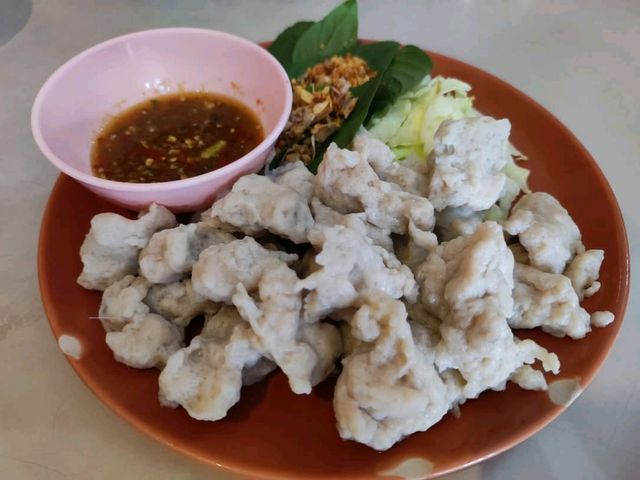 ปลากรายรสเด็ด ร้านเก่าแก่ 50 ปี สิงห์บุรี