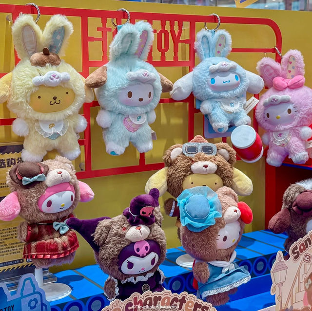 Top Toy แฟลกชิพสโตร์ที่เซี่ยงไฮ้ใหญ่มาก 