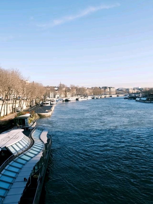 Seine River Cruise: A Timeless Classic
