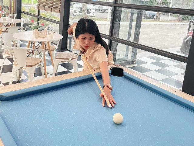 คาเฟ่ครอบครัวที่เด่นชัย 🧑‍🧑‍🧒‍🧒