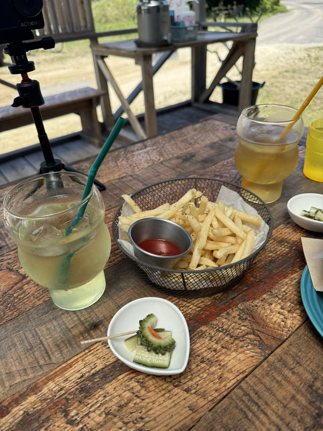 小浜島の海辺で過ごす贅沢な時間「Saltyeed（ソルティード）」ビーチハウスカフェ＆アクティビティ