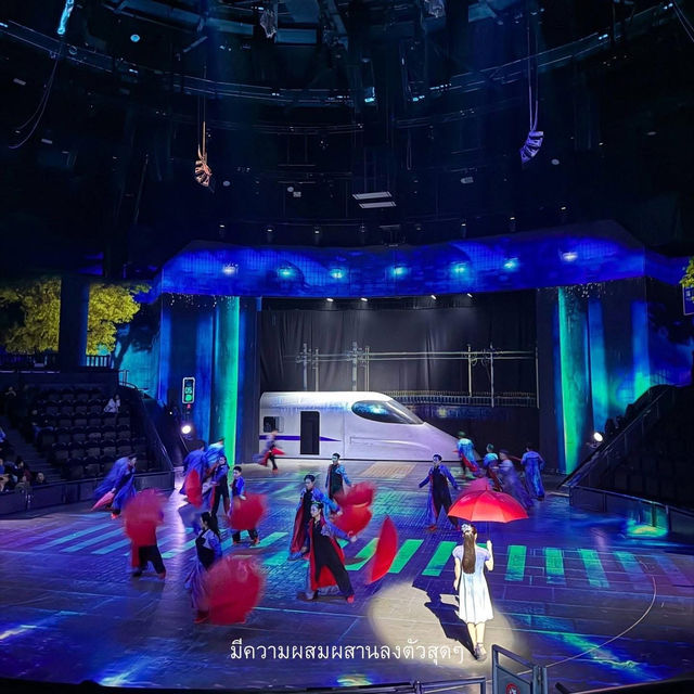 ไปชมโชว์กายกรรมสุดตื่นตาตื่นใจแสงสีสวย