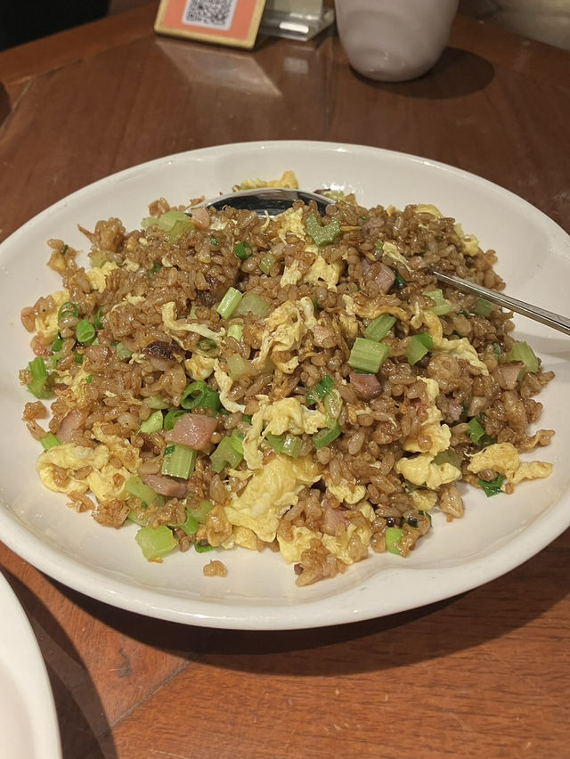 칭다오 깔끔한 맛집 <와이포지아>