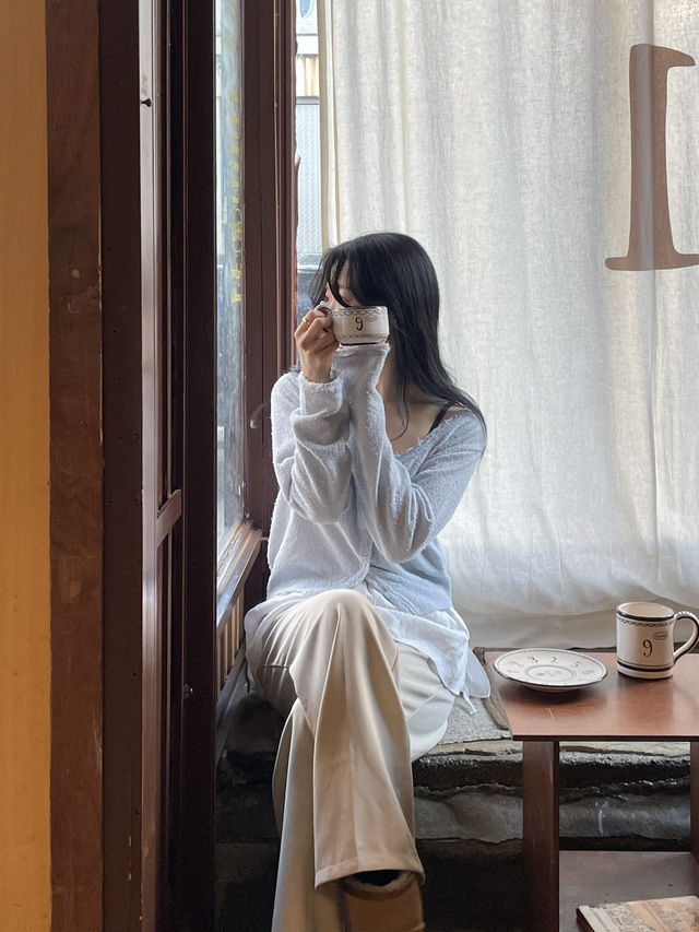 Camelcoffee色んな店舗あるけどソンスのこの店舗がダントツで店内可愛かった..