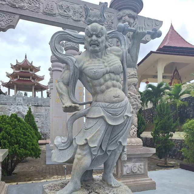 500 Lohan Temple: A Spiritual Marvel